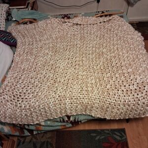 ✨ Pottery Barn Colossal Chunky Hand-Knit Throw ✨